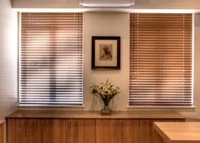 Cherry-Finish Wooden Venetian Blind – 60 In × 72 In 1