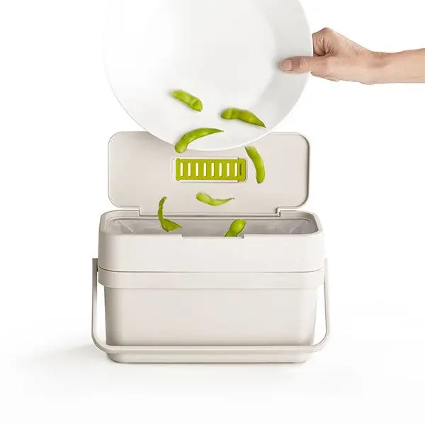 Joseph Joseph Mountable Indoor Compost Bin 1