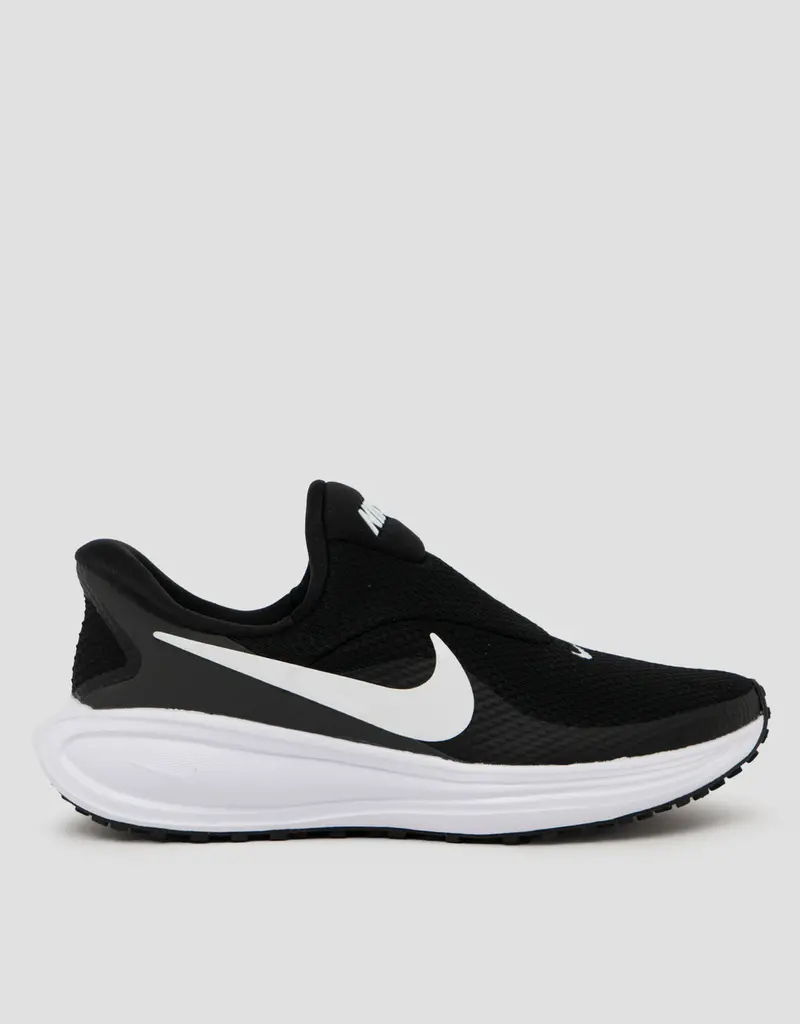 Nike Revolution Women'S Running Sneakers 1