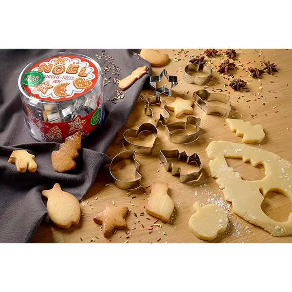 Patisse Stainless Steel Christmas Cookie Cutters – 18-Piece Set 1