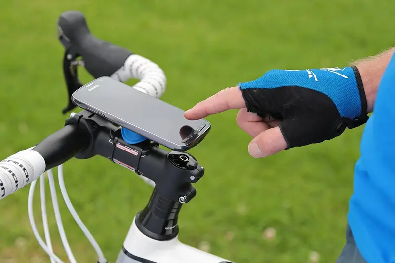 Quad Lock Universal Smartphone Mount For Bikes 1
