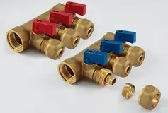 Three-Way Blue Plastic Manifold – 3/4 Inch X 15 Cm 1